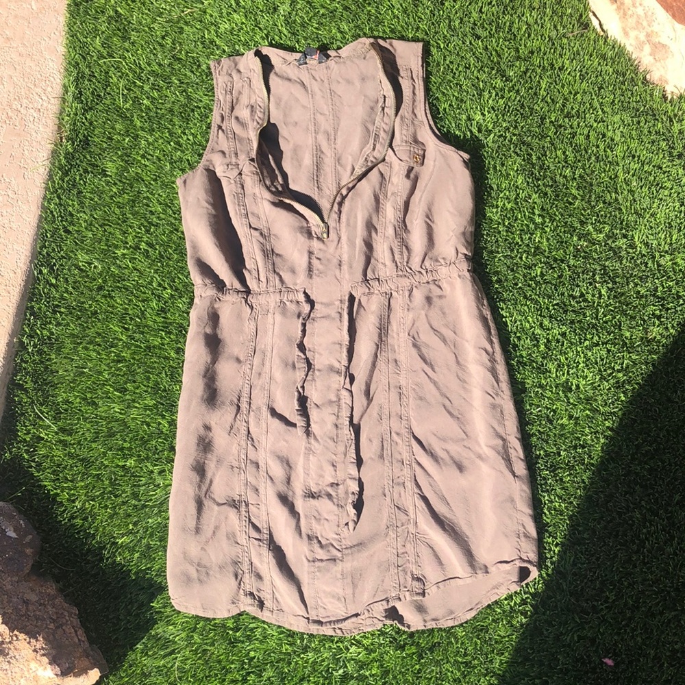 Guess sleeveless dress